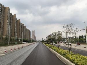 見證高遠(yuǎn)速度！城市道路功能化復(fù)合封層10天11萬平方