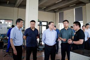 長安大學王建偉副校長一行蒞臨高遠公司進行考察交流